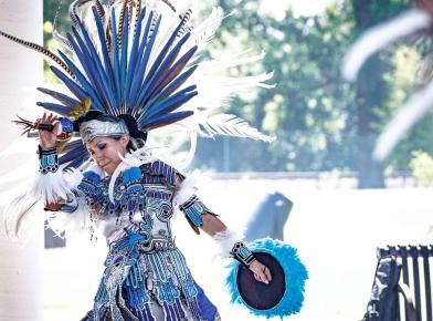 Dimensions Variable: Danza Azteca Macuilxochitl + Nameless Sound