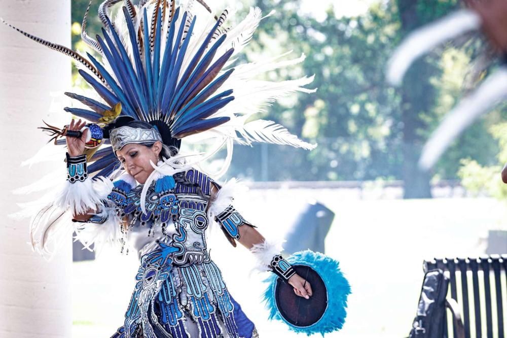 Dimensions Variable: Danza Azteca Macuilxochitl + Nameless Sound